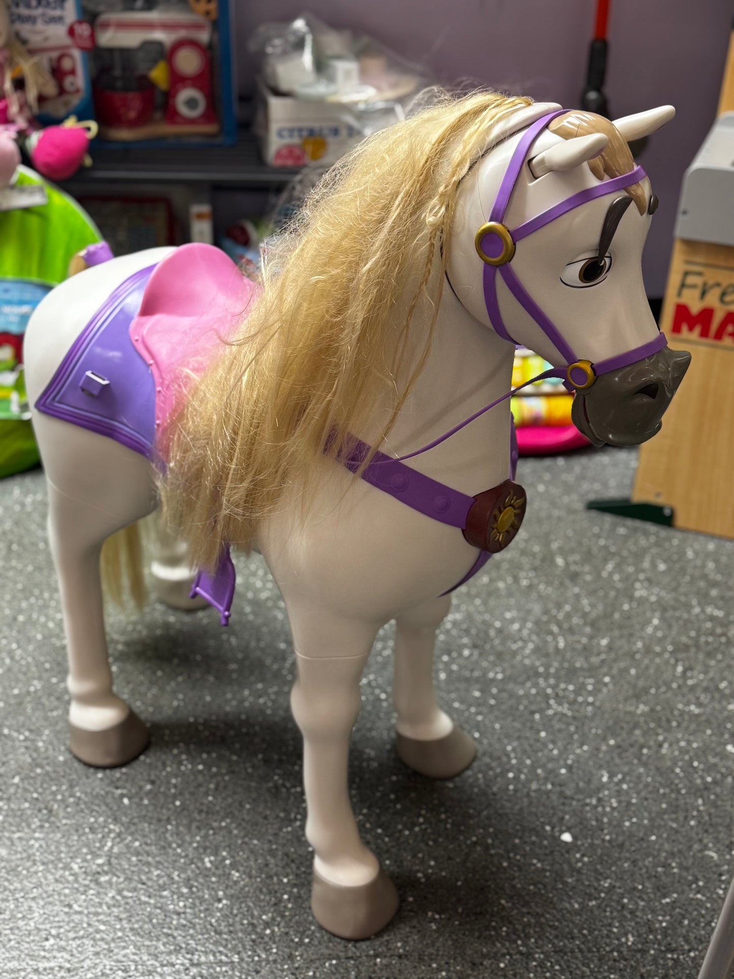 Pick up only~ Disney Princess 32 inch Interactive Many Moods Maximus Horse