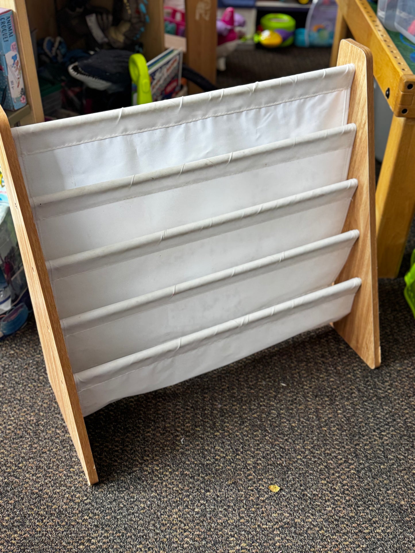 Pick up only~ 4-tier book rack