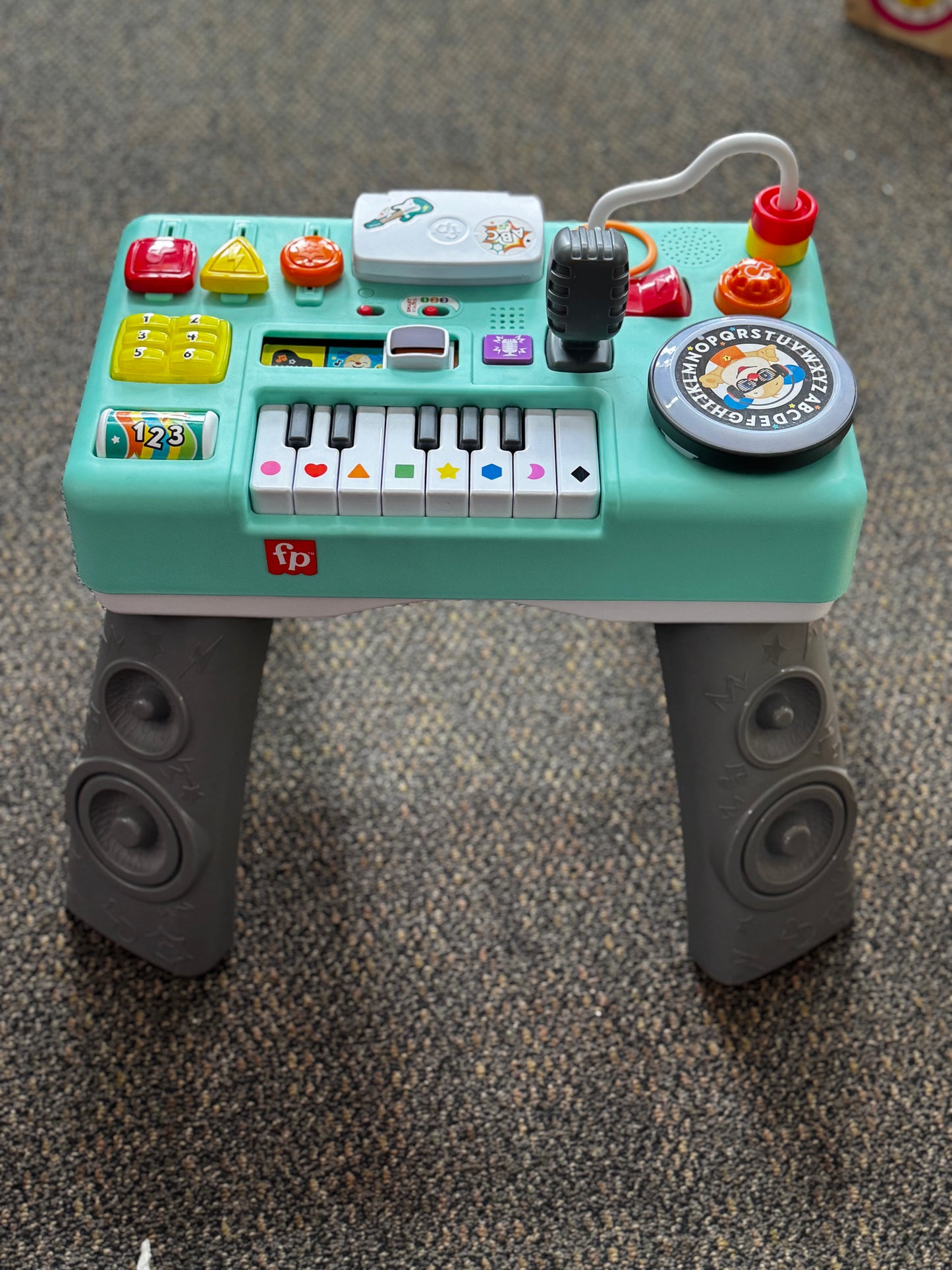 Fisher Price Laugh & Learn Dj Mix & Learn Table Toy