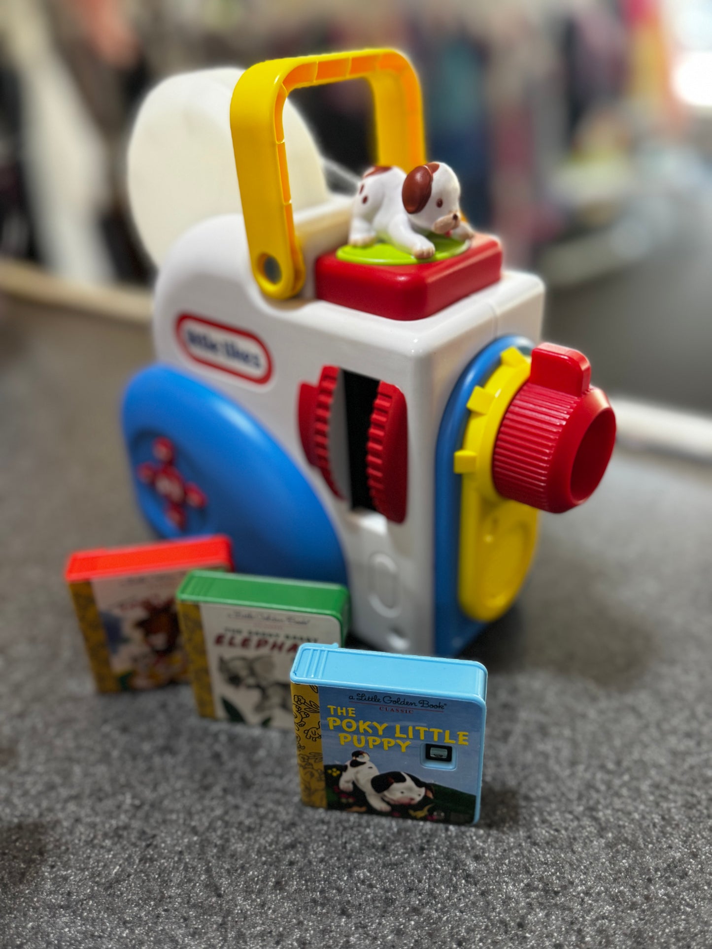 Little Tikes Story Dream Machine Starter Set, Storytime, Books