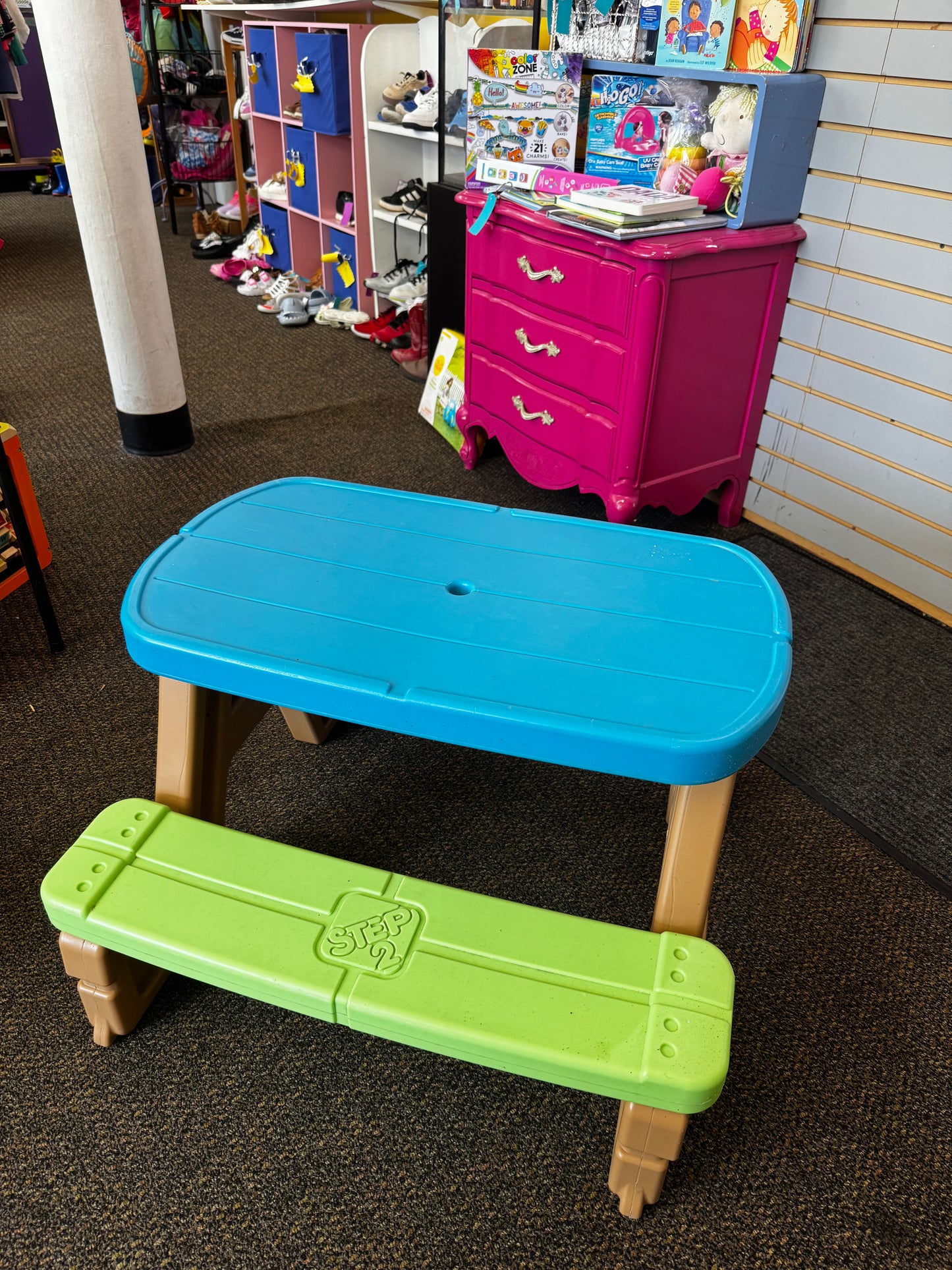 Pick up only~ step 2 picnic Table