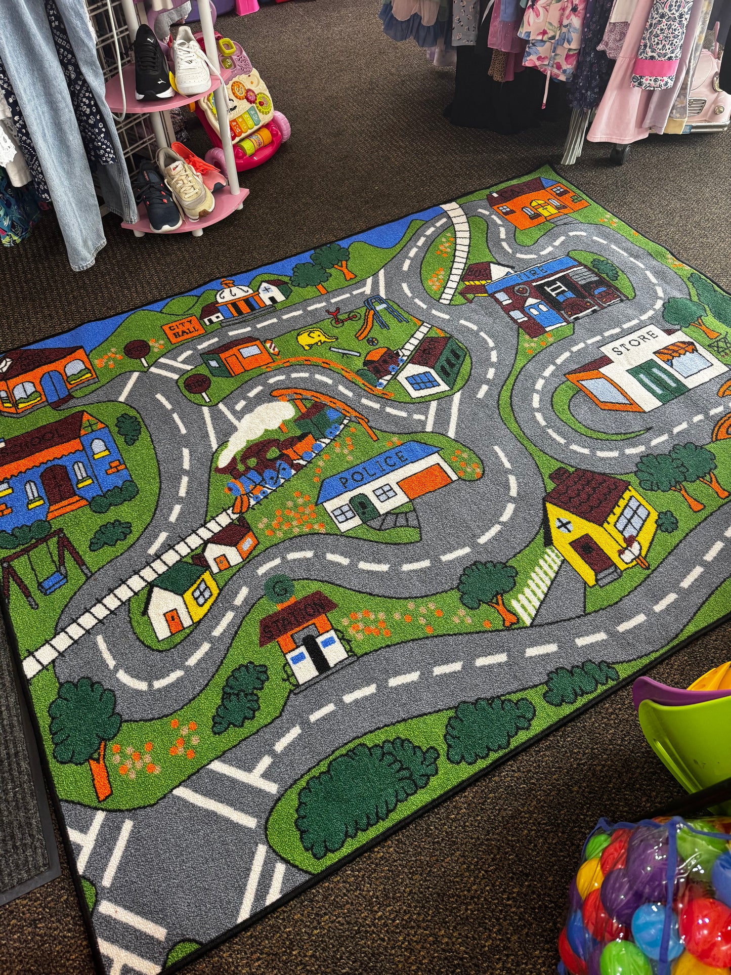Pick up only~ Ottomanson 5' x 6'6" Kids Road Map Rug