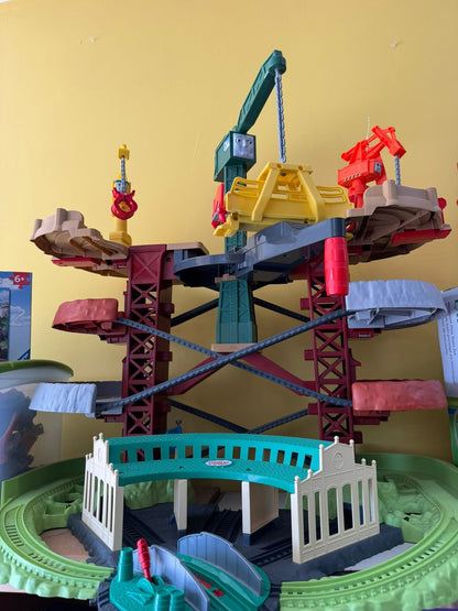 Thomas The Train  Crain Set