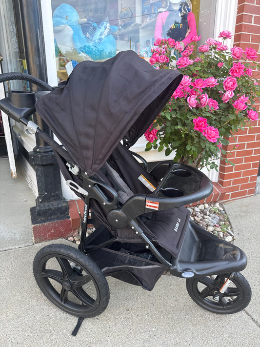 Pick up only~ Baby Trend Single Jogger Stroller