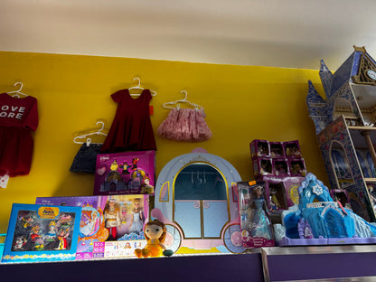 Cinderella Doll Dress/Accessories Holder