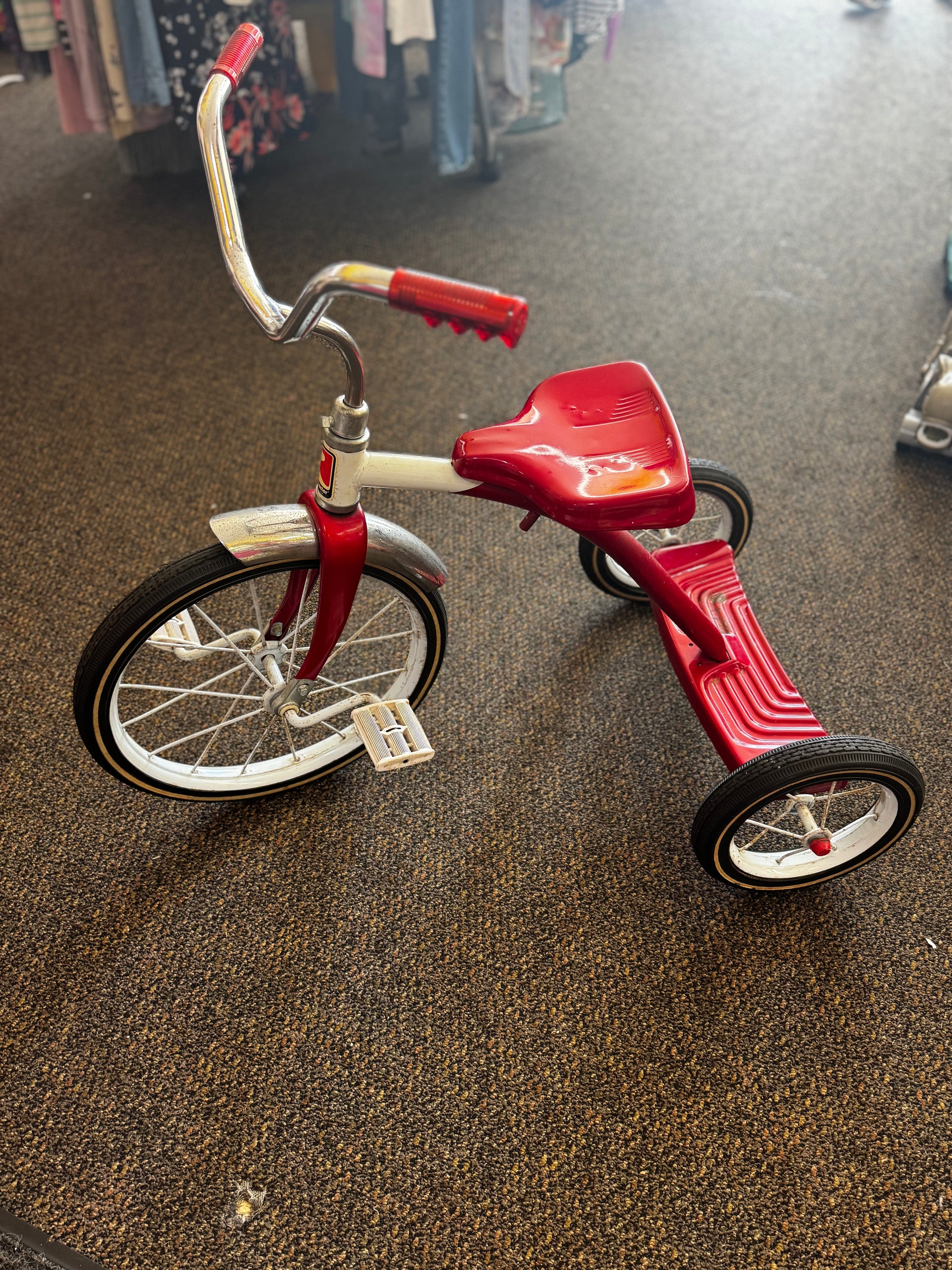 Pick up only~ red and white Roadmaster tricycle