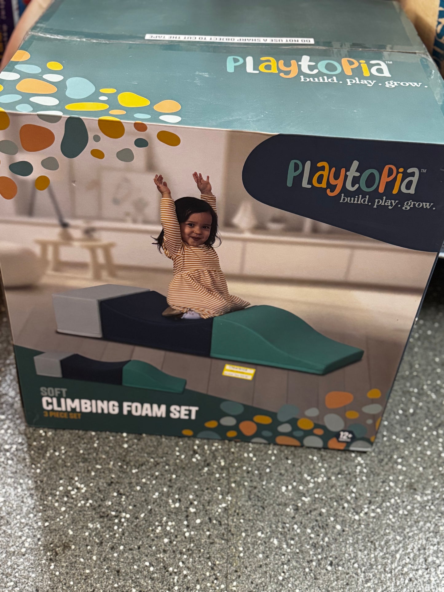 Pick up only ~ New Playtopia Climbing Foam Set