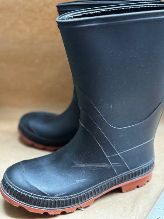 Youth size 5 Tall rain Boot