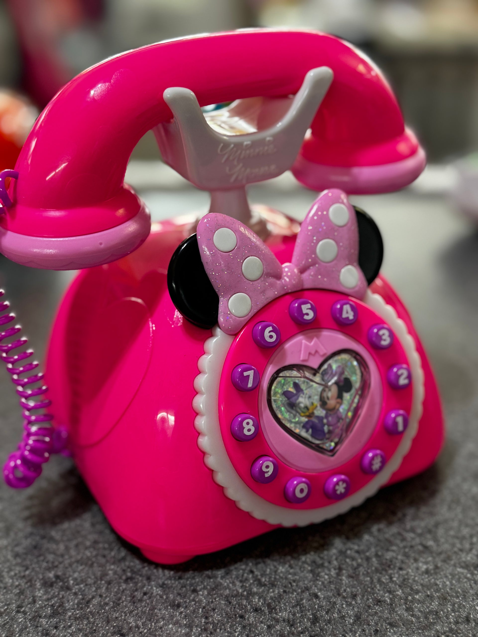 Disney Junior Minnie Mouse Ring Me Rotary Phone.