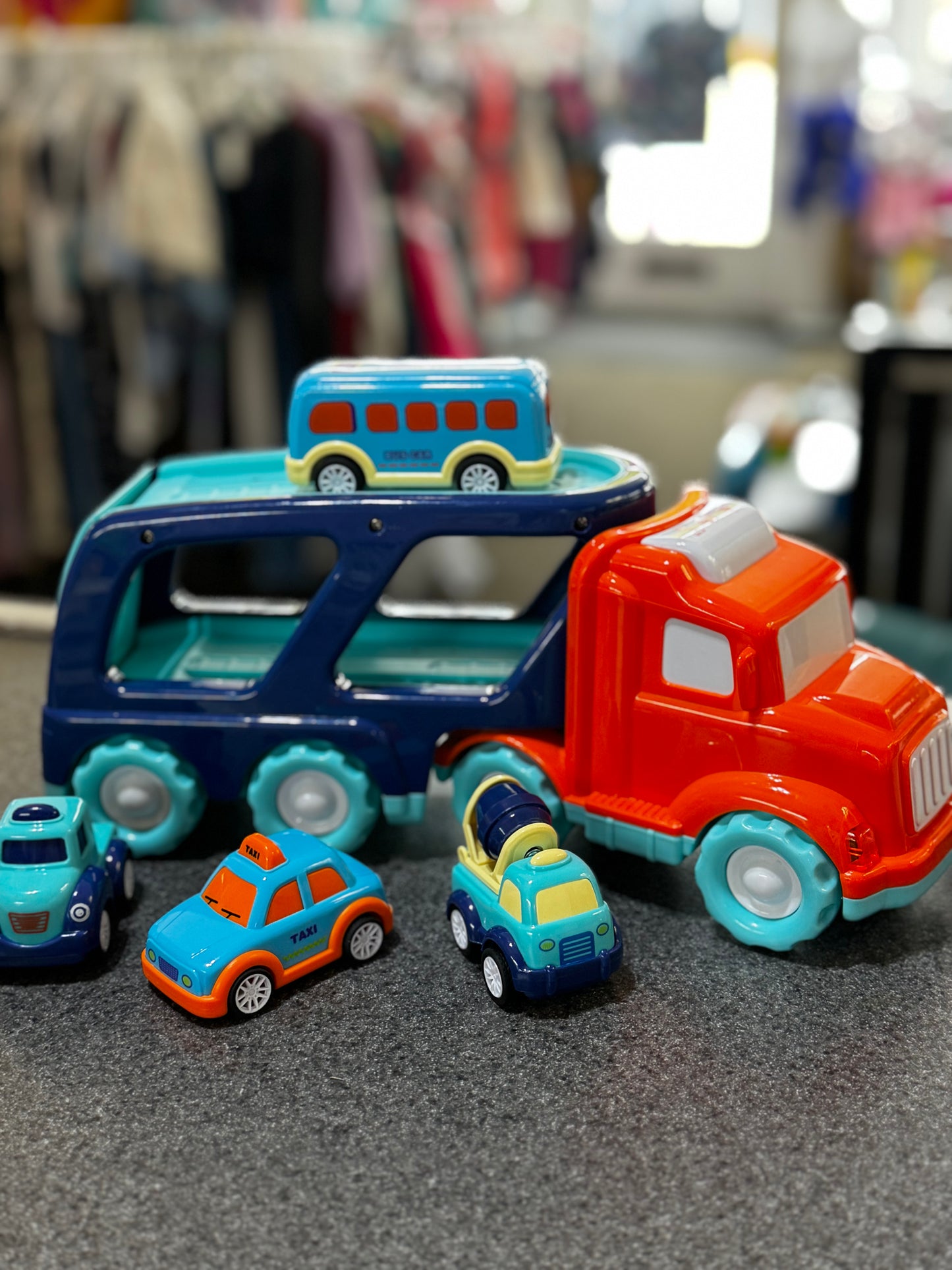 Truck Transport With Cars
