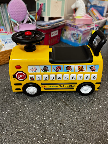 Pick up only~ CoComelon School Bus Ride on Toy