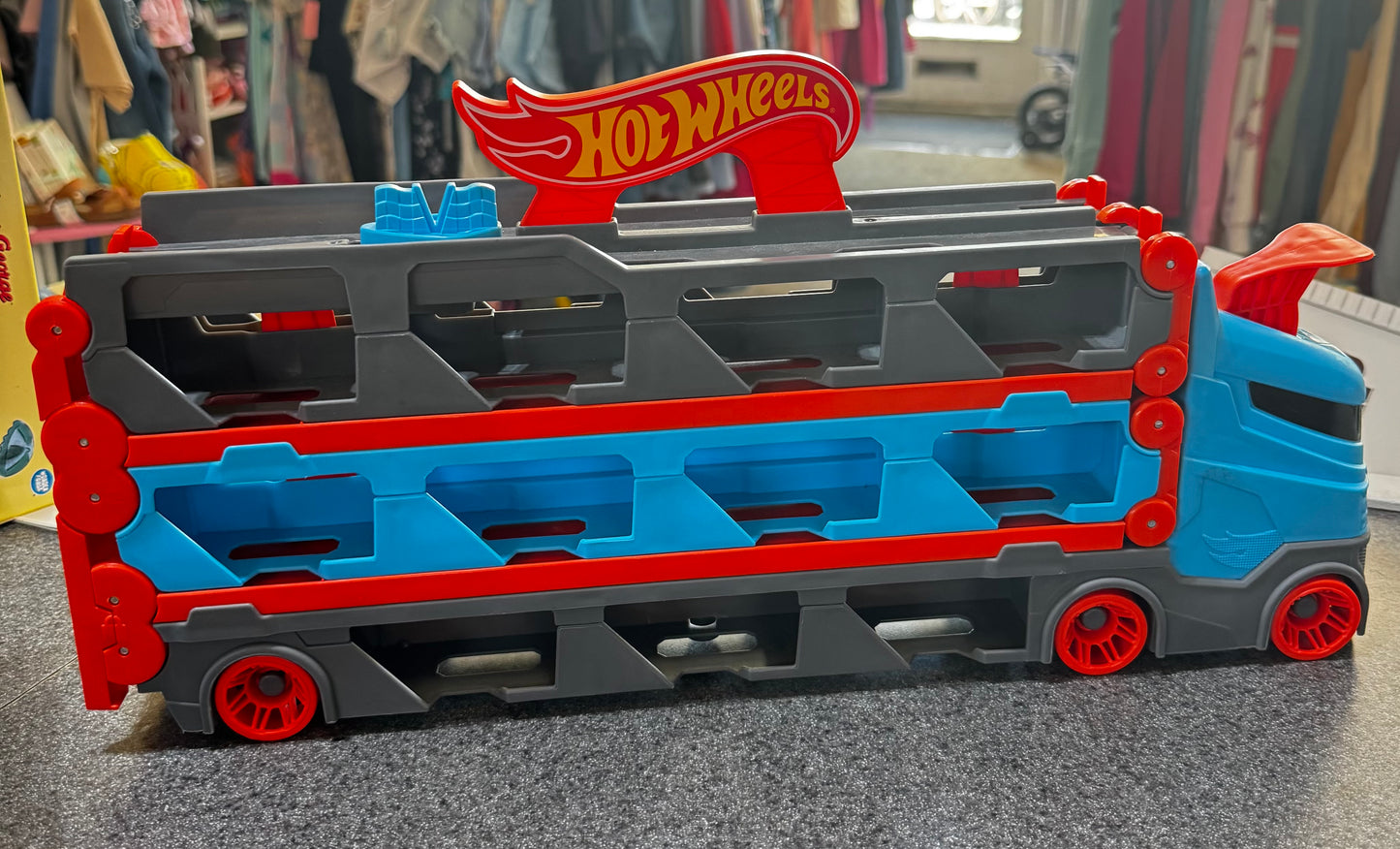 Hot Wheels Speedway Hauler Storage Carrier