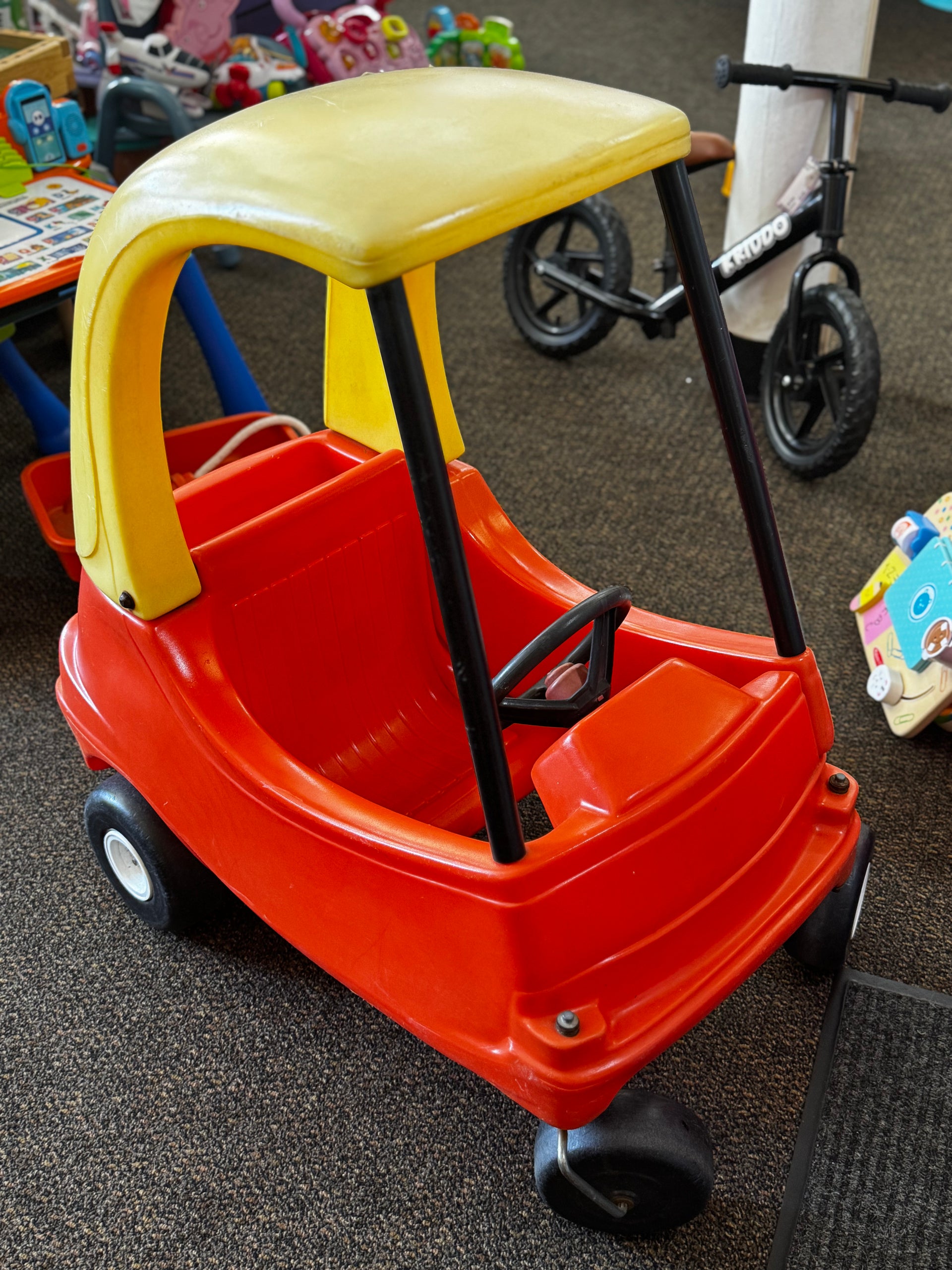 Pick up only ~ Vintage Cozy Coup Car