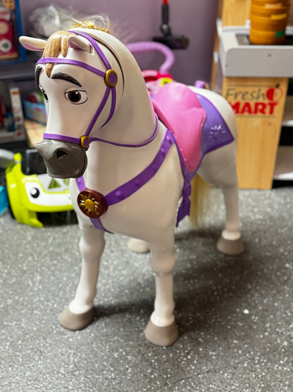 Pick up only~ Disney Princess 32 inch Interactive Many Moods Maximus Horse
