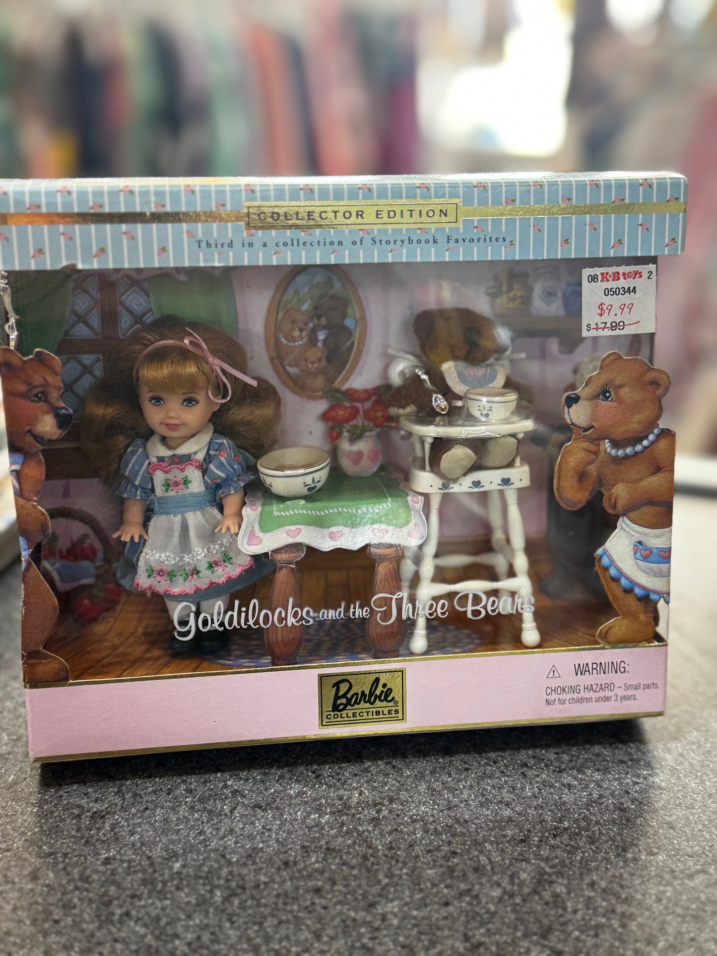 New Barbie Kelly “Goldilocks and the three Bears” collection Doll