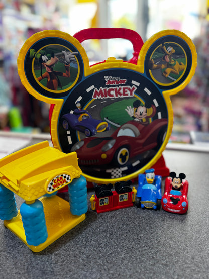 Disney Junior Mickey Mouse Stow ’n Go Garage Figure and Vehicle Playset