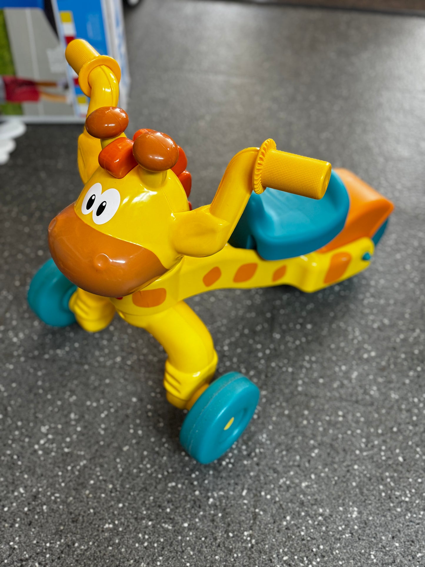 Pick up only~ Little Tikes Ride on giraffe