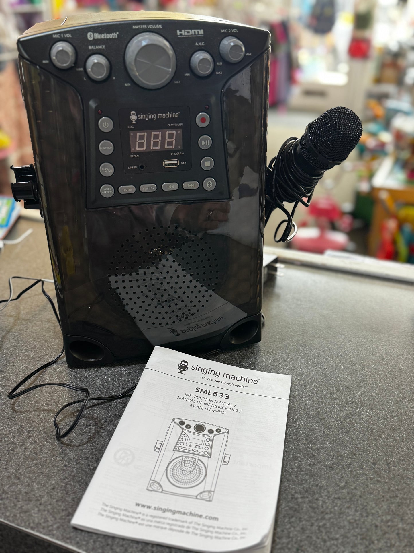 Pick up only ~Singing Machine  Bluetooth Karaoke Sound System.
