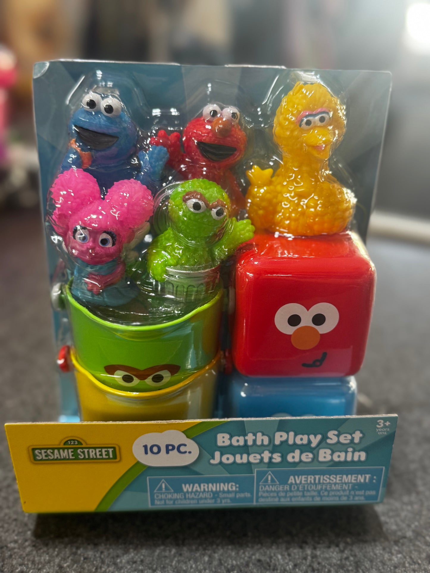 Sesame Street 10 Piece Bath Toy Value Set - Kids Bath Toys