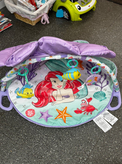 Pick up only~Disney Baby The Little Mermaid Twinkle Trove Light-Up Musical Baby Activity Gym