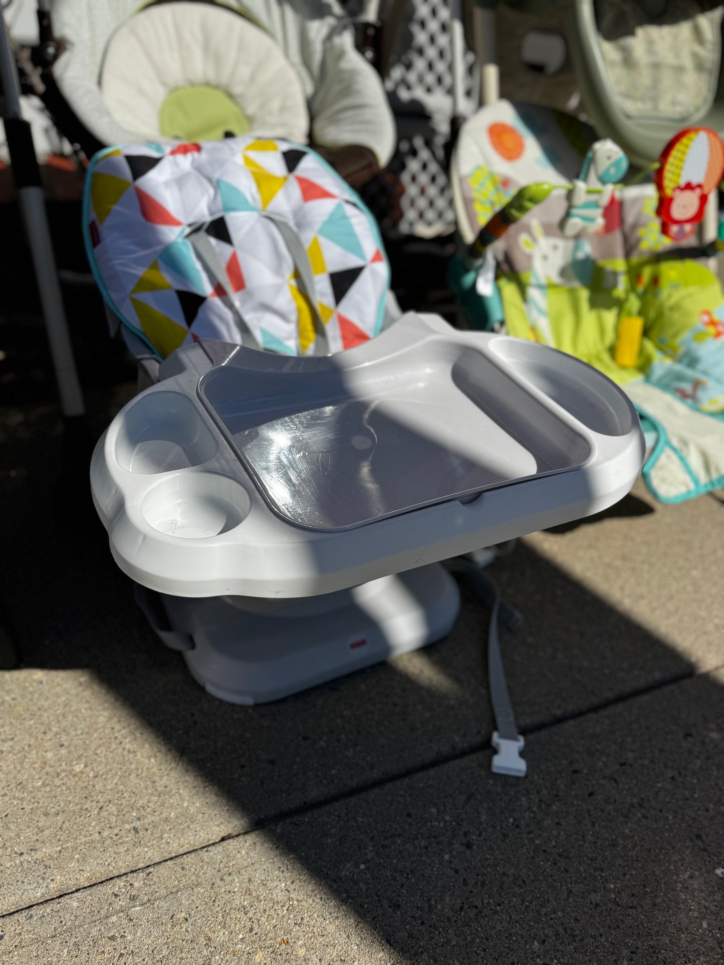 Pick up only~ Fisher-Price Baby to Toddler High Chair