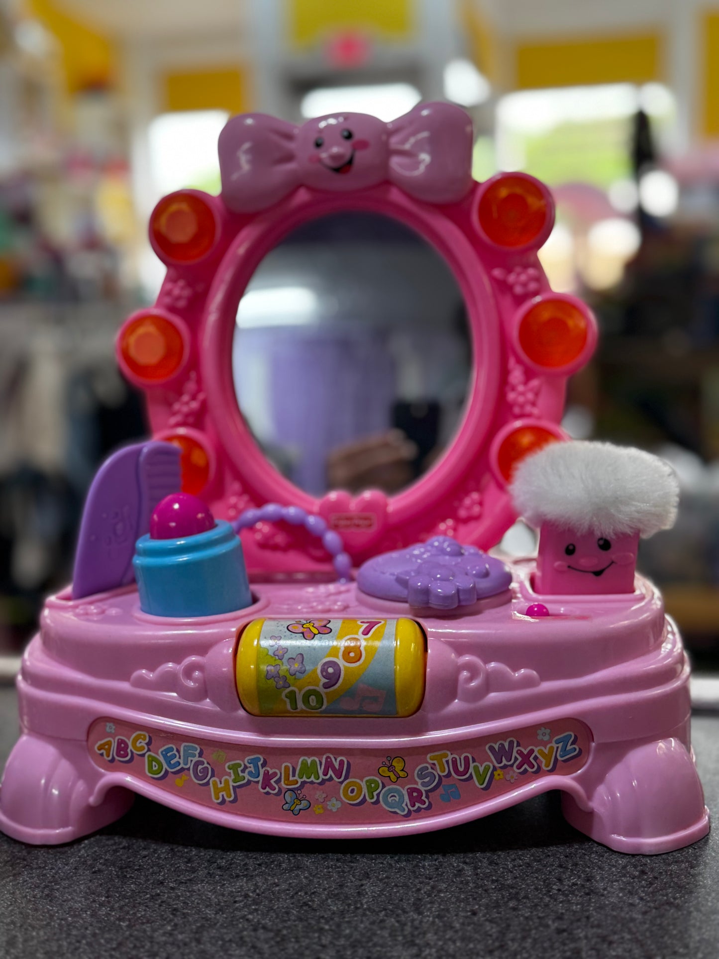 Fisher Price Magical Musical Mirror Pretend Vanity Set