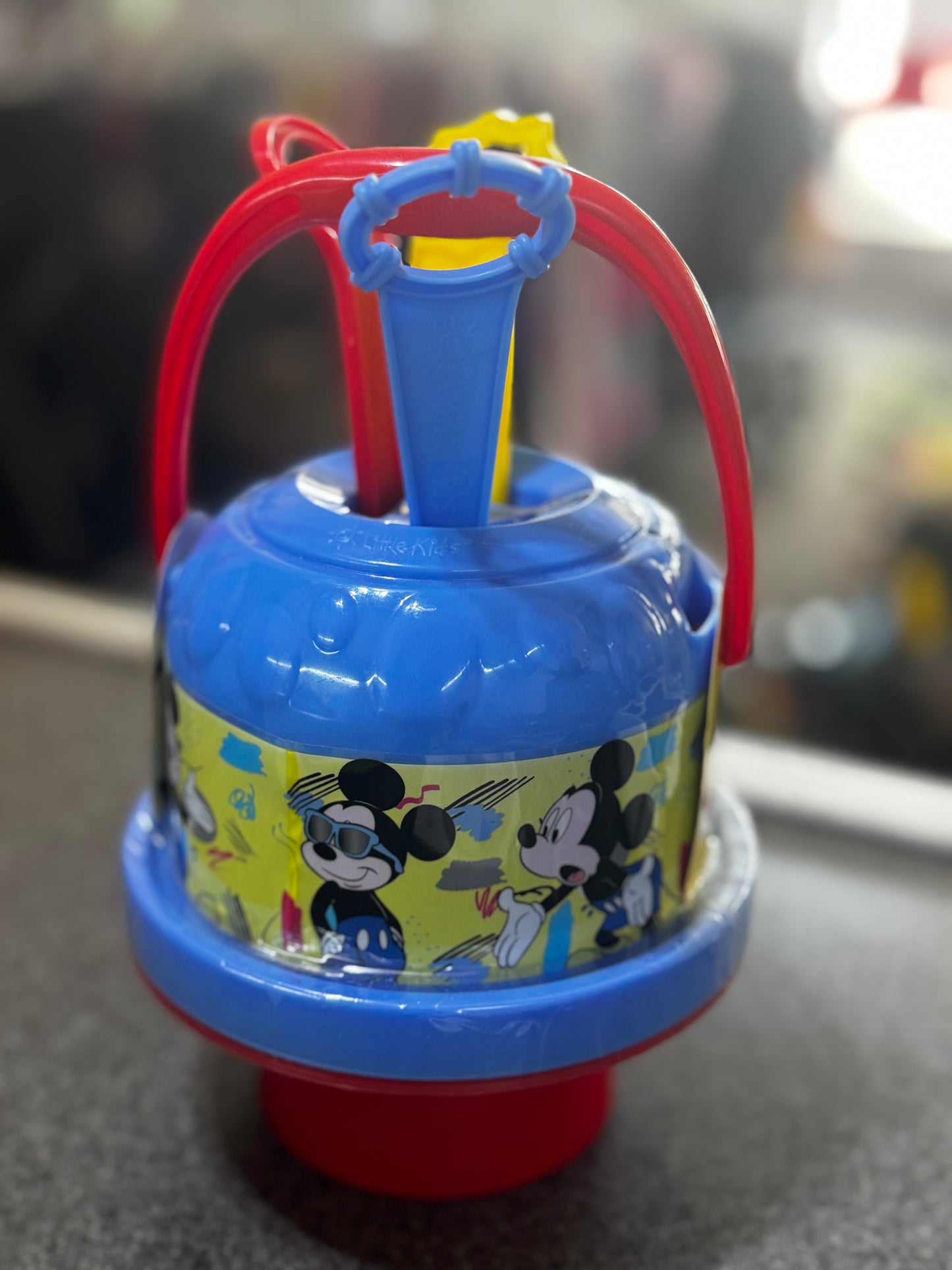 New Little Kids Mickey Mouse No-Spill Bubblin' Bucket