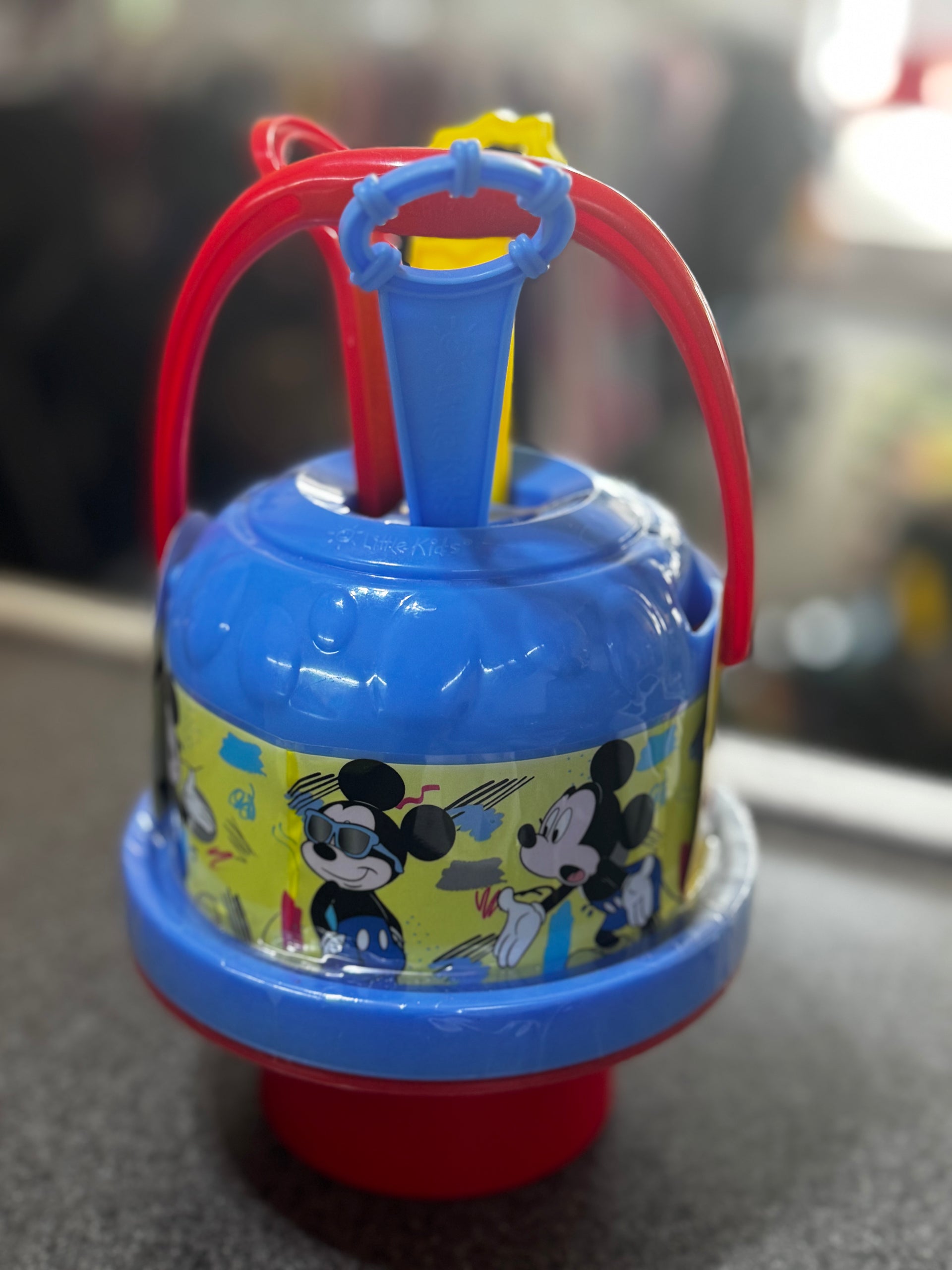 New Little Kids Mickey Mouse No-Spill Bubblin' Bucket