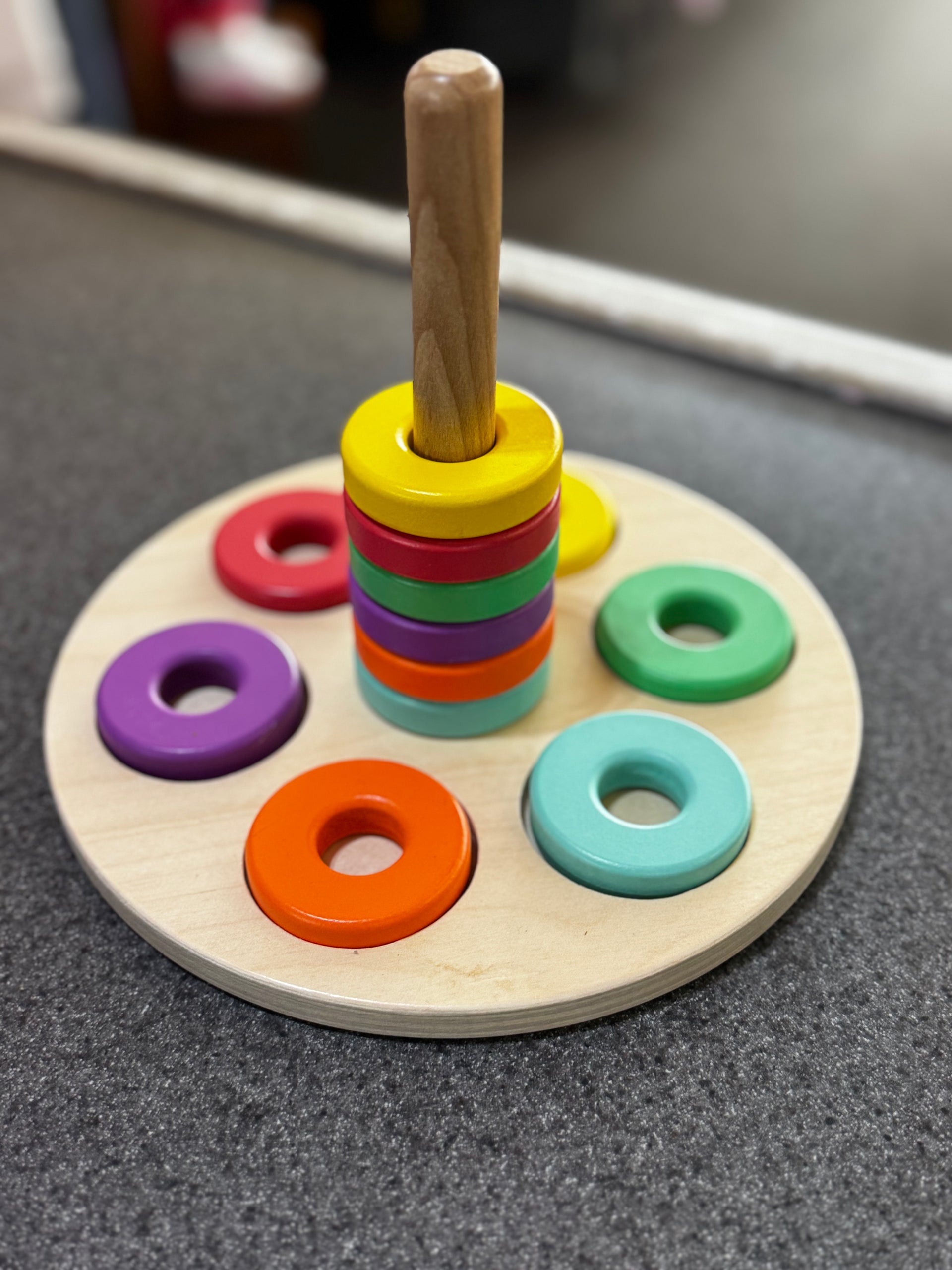 Lovevery Flexible Color Stacker