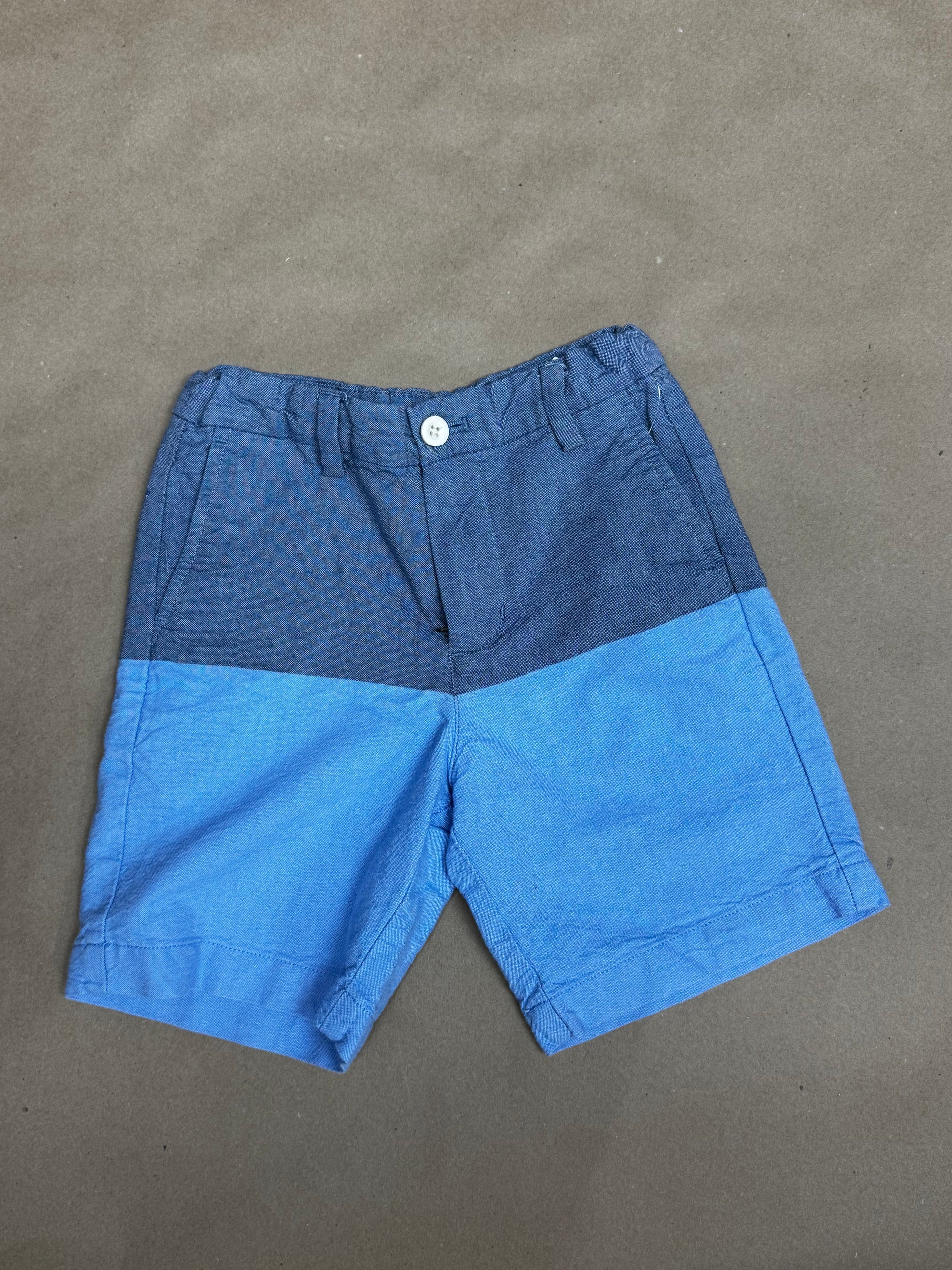 Boys size 5 Vineyard Vines shorts