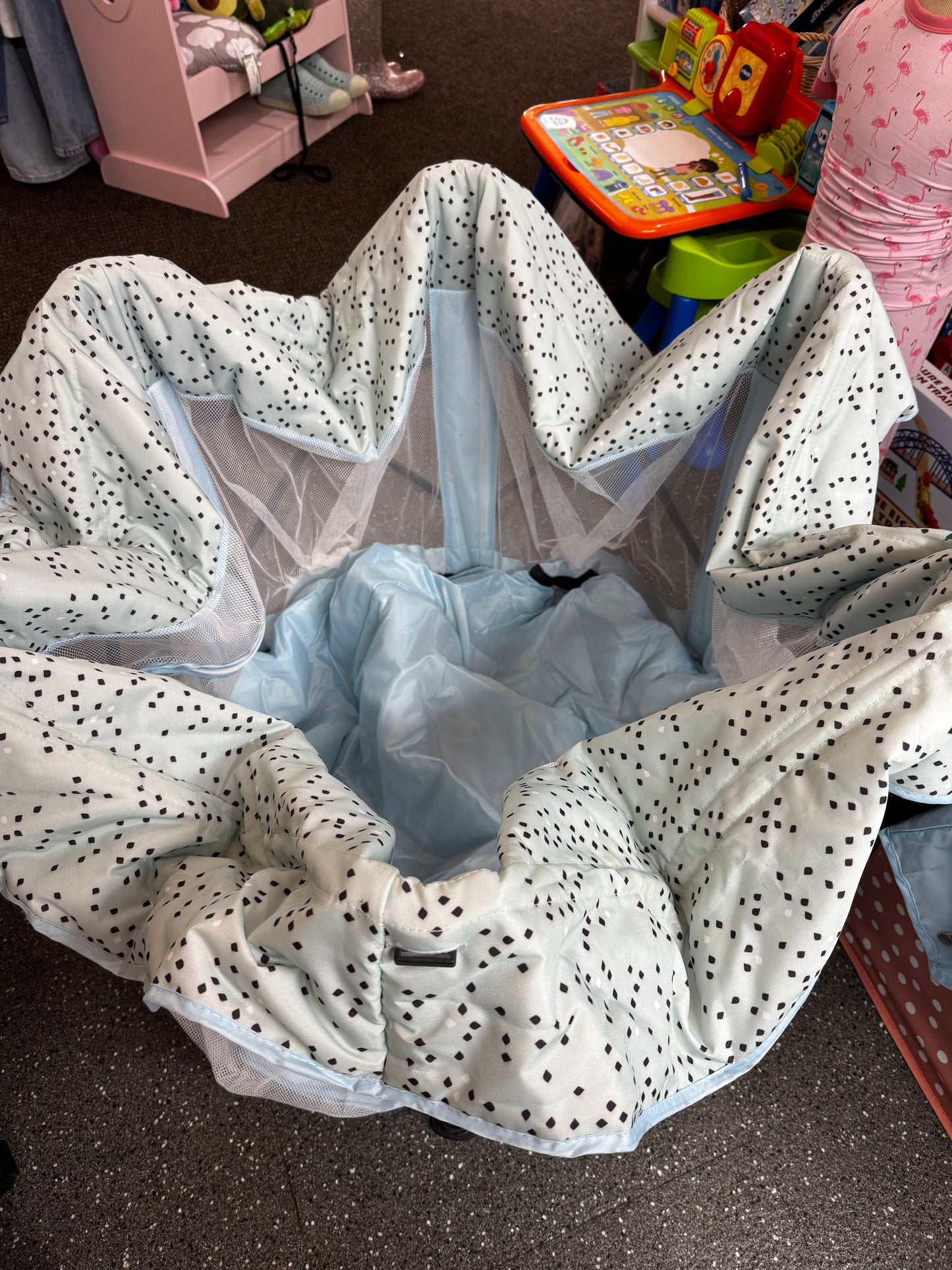 Pick up only~ Babyalwin playpen