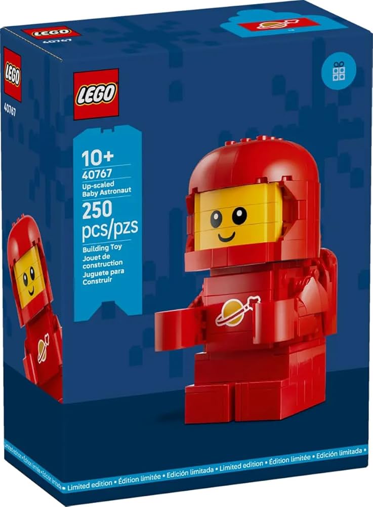 New LEGO Up-Scaled Baby Astronaut 40767