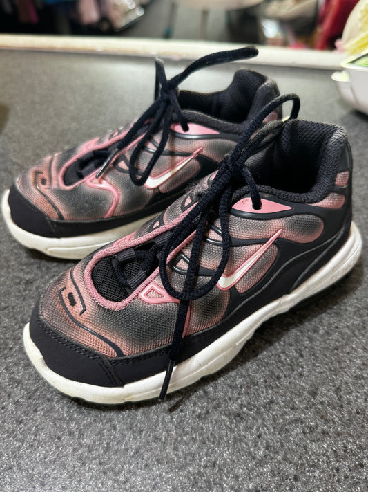 Size 9 Nike Air Max Plus sneakers
