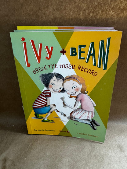 Ivy & Bean Chapter Books