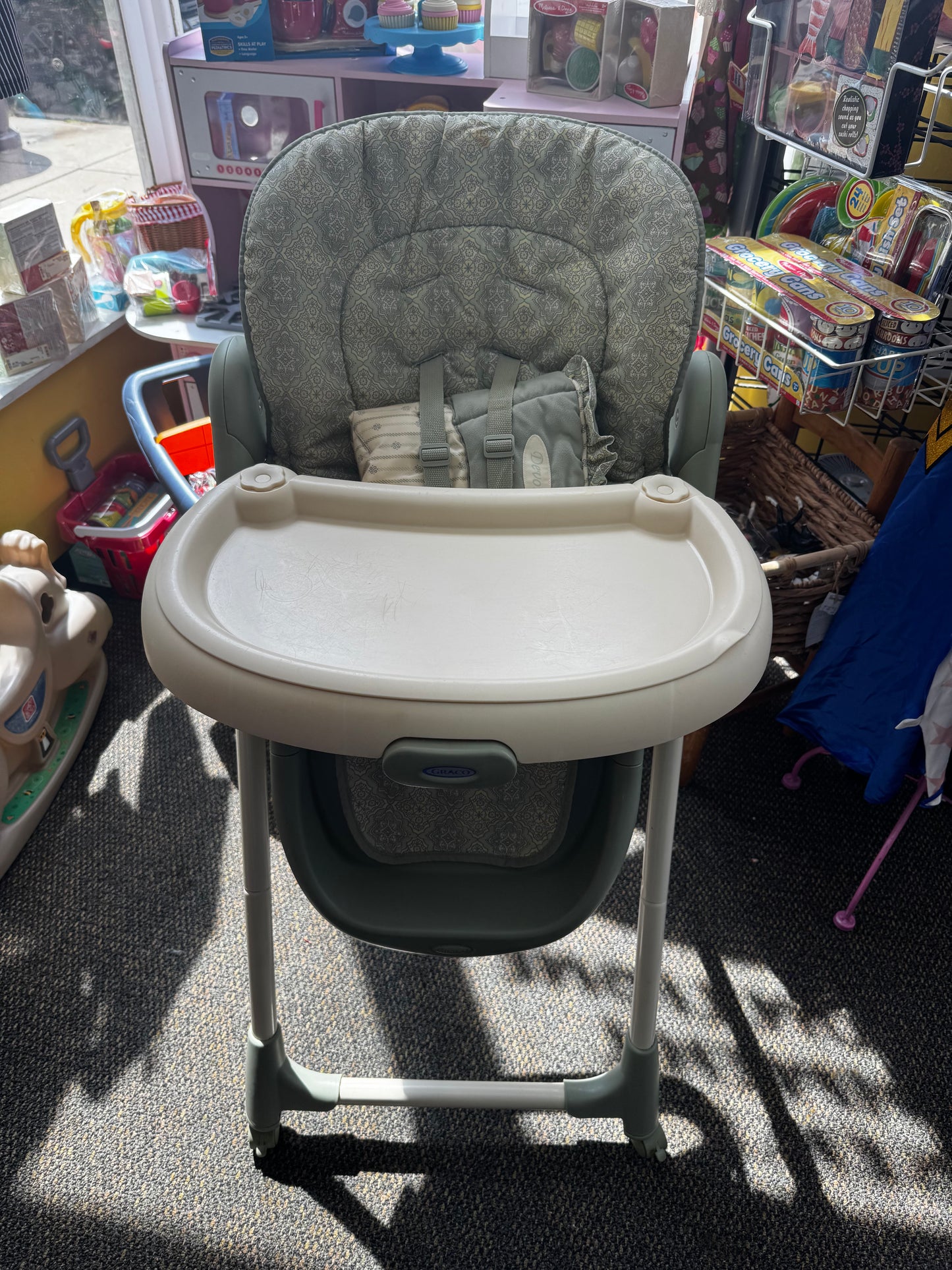 Pick up only~ Graco High Chair