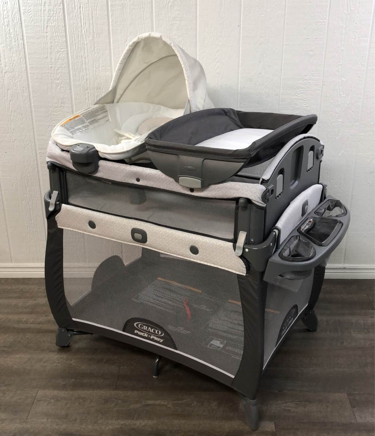 Pick up only~ Graco Pack 'n Play Newborn2Toddler playard