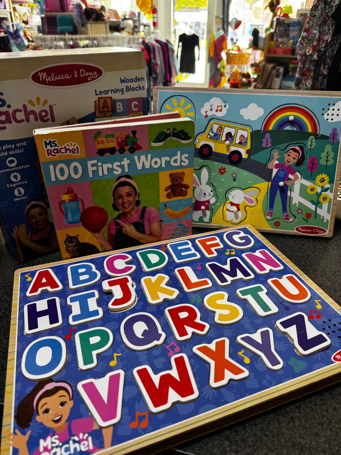 Ms.Rachel book & Puzzle