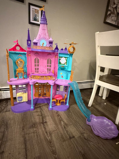 Pick up only~ Disney Princess Magical Adventures Castle with 3 Levels, 10 Play Areas with Lights & Sounds