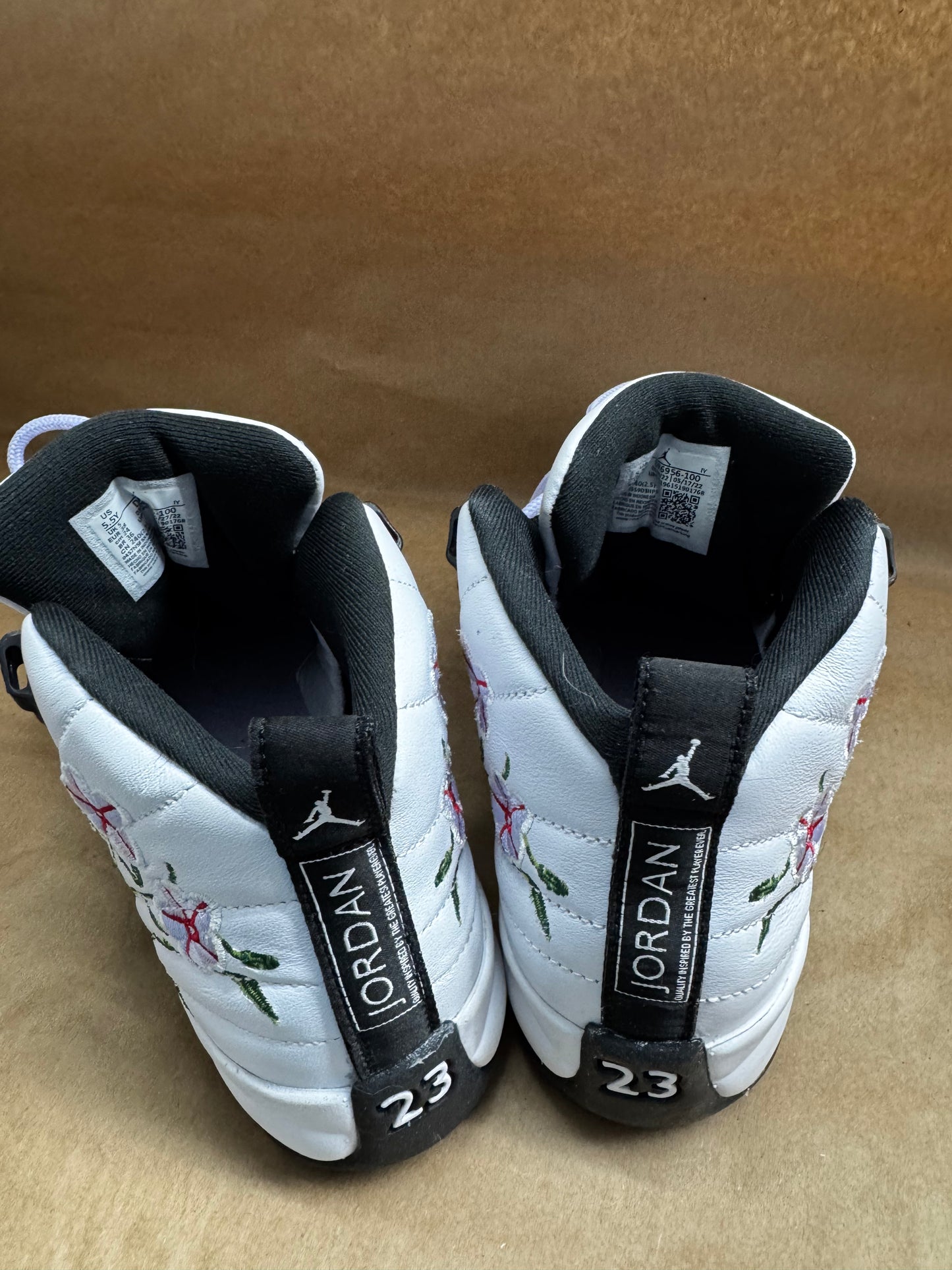 Air Jordan 12 Retro GS "Floral" sneakers jr.’s sz 5.5