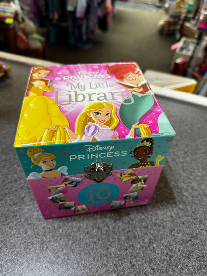 New Disney Book Box sets “My Little Library”