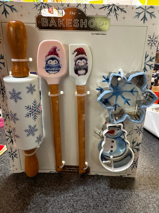 New~ Holiday Bakeshop set