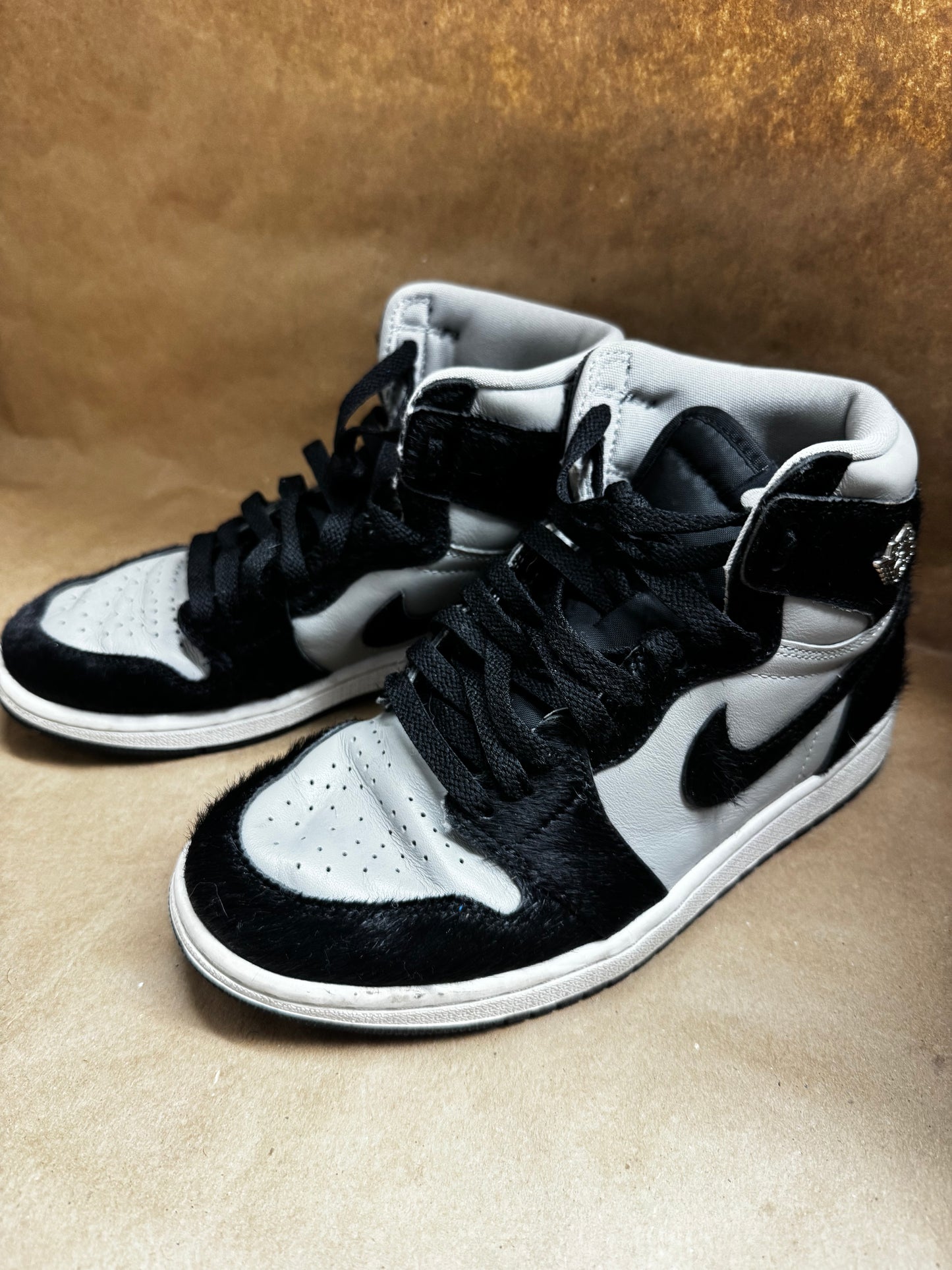 Nike Air Jordan Gray/Black fuzzy 7