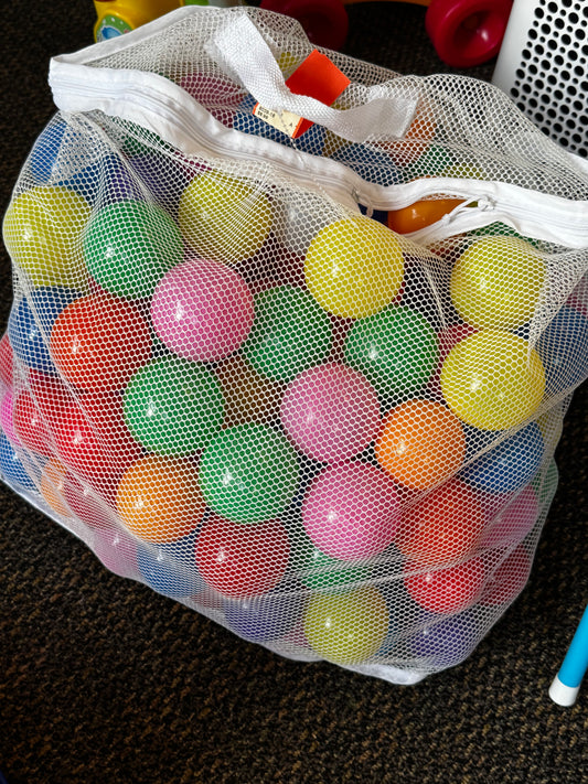 Ball pit Balls