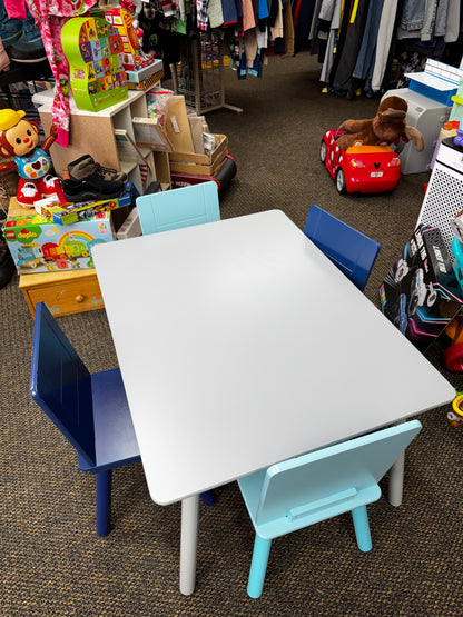 Delta Kids Table and chair set