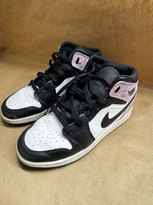 4.5 Youth Nike Air Jordan Mid SE multi color