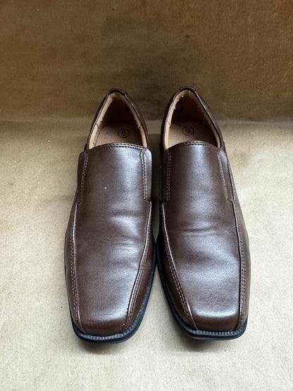 Size 13 Brown Dress Shoe