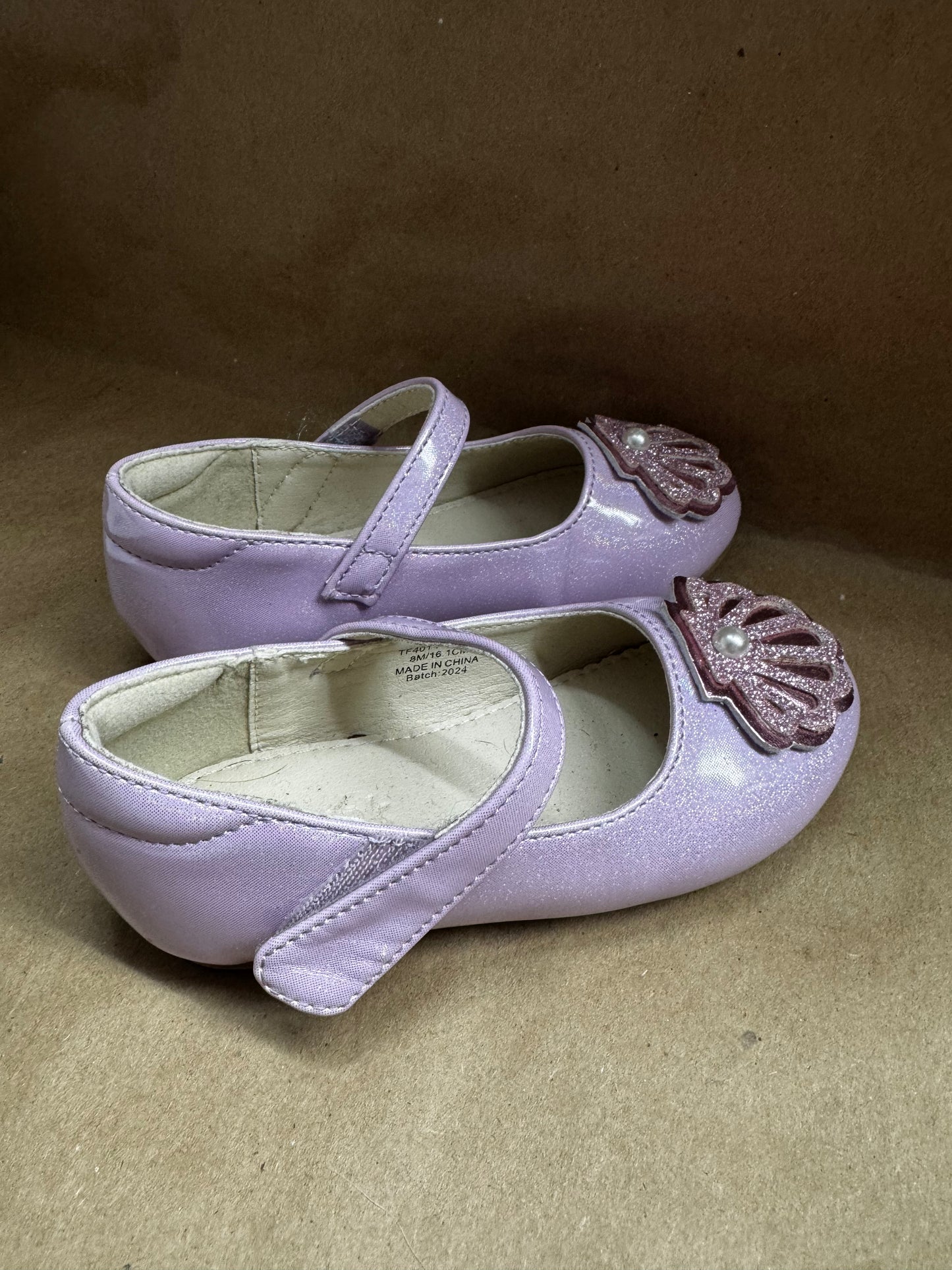 Size 8 Purple Seashell Shoes