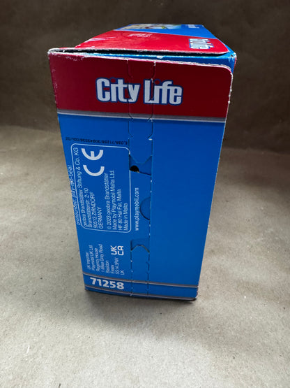 New Playmobil city life starter pack
